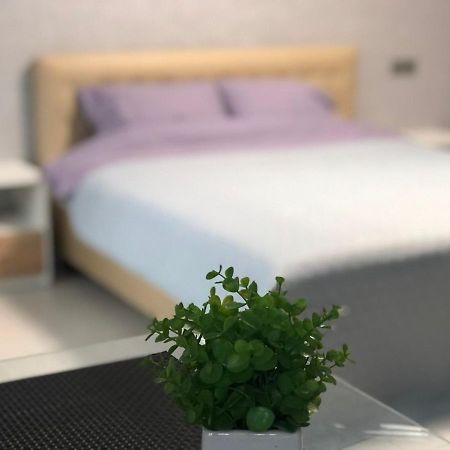 Apartcenter Апартаменты Lux В Центре Ярослава Мудрого Kryvyj Rih Esterno foto