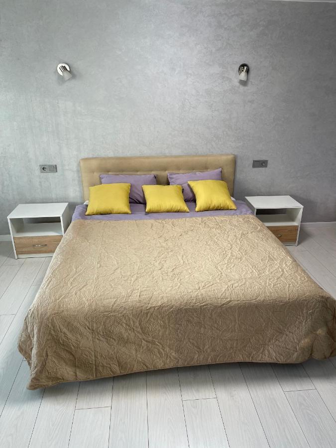Apartcenter Апартаменты Lux В Центре Ярослава Мудрого Kryvyj Rih Esterno foto